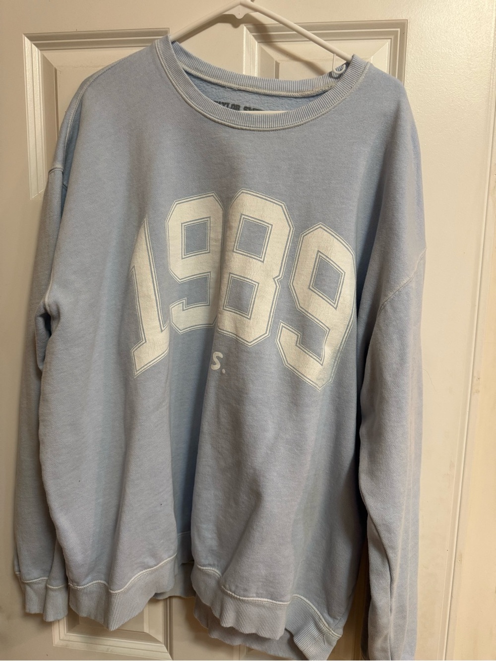Taylor Swift Light Blue 1989 Pullover Sweatshirt